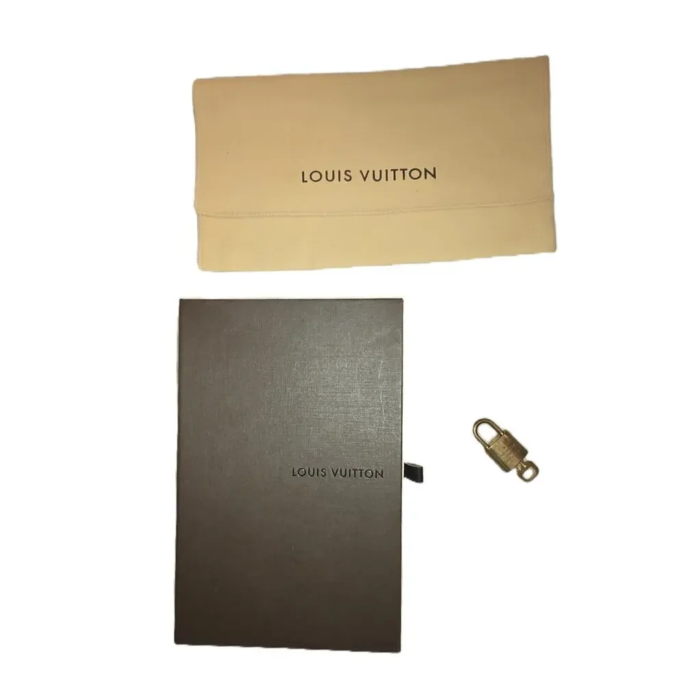 Louis Vuitton Agenda PM Passport Cover Authentic #SP2192 w/box, duster,lock+key